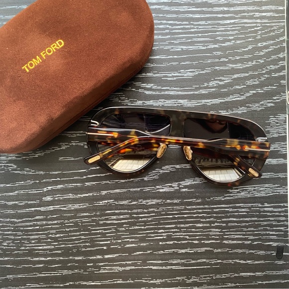 Tom Ford Brown Sunglasses - Picture 2 of 4